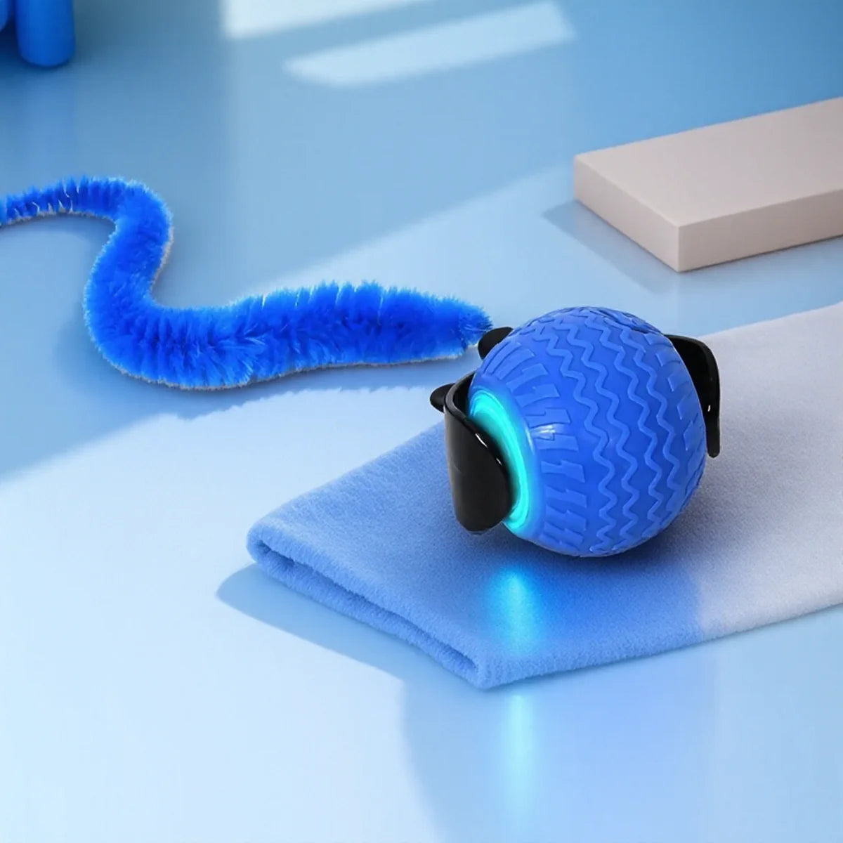 ⚽🔄 Automatic rotating ball for cat